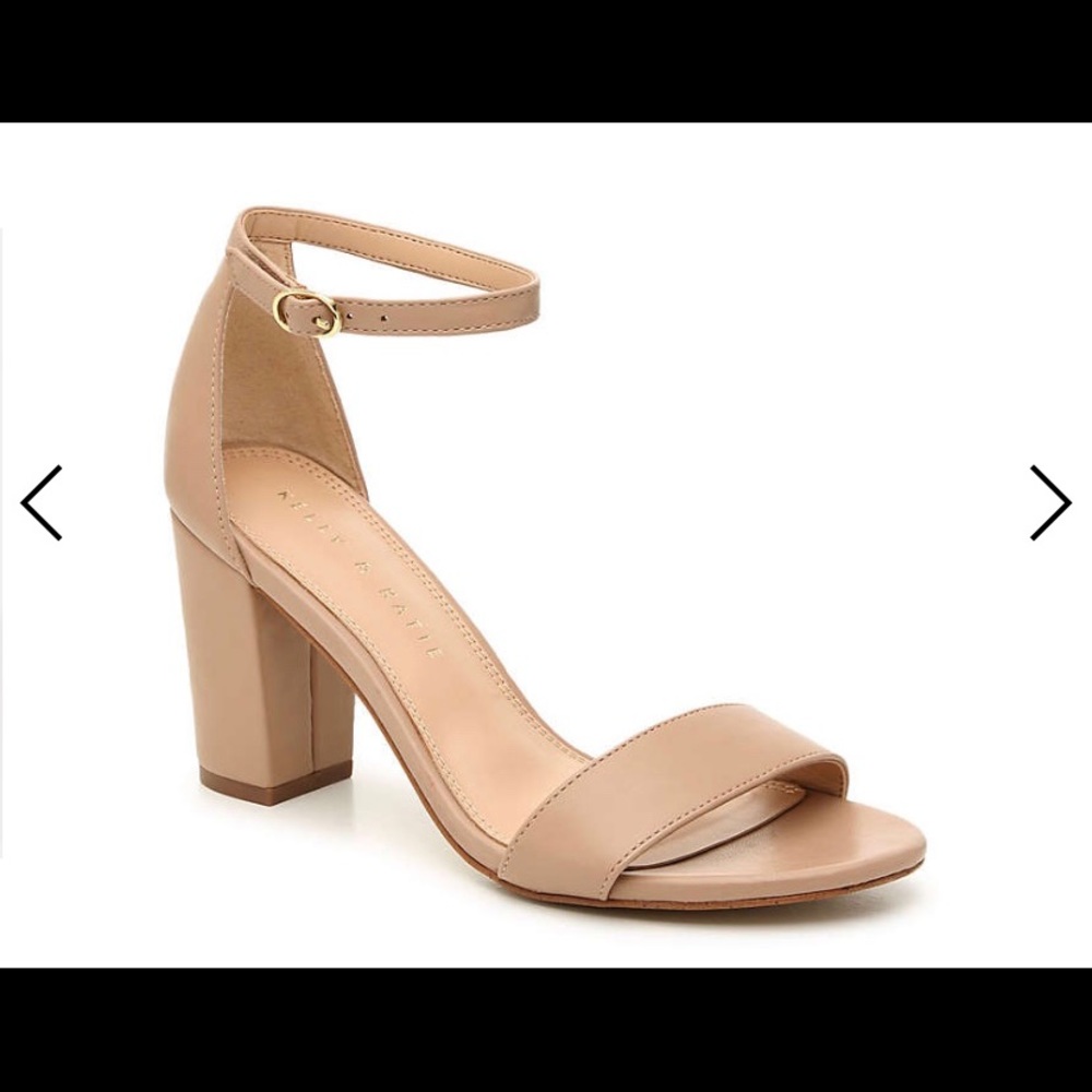 Kelly & Katie Beige Sandals Heels Size 6